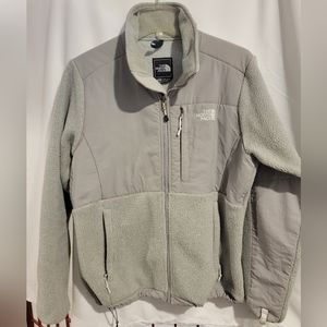 Womens North Face Jacket, Size M